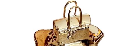 Cea mai scumpă geantă Hermès Birkin valorează 1 milion de dolari.